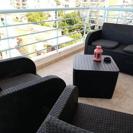 Apartment By The Beach With Amazing Sea View Peraía Kültér fotó