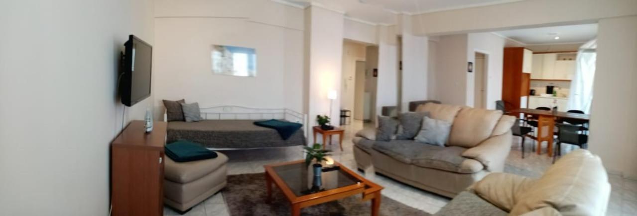 Apartment By The Beach With Amazing Sea View Peraía Kültér fotó