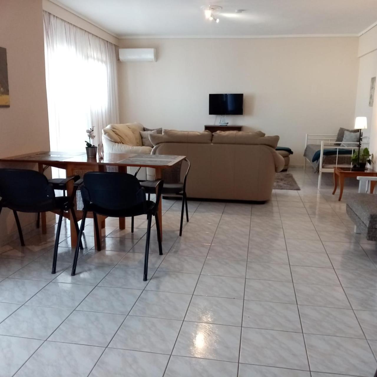 Apartment By The Beach With Amazing Sea View Peraía Kültér fotó